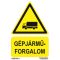 Gépjármű forgalom veszély jelölő tábla, piktogam + felirat, ISO 7010